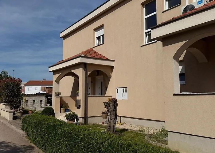 玛丽亚公寓 * 扎达尔