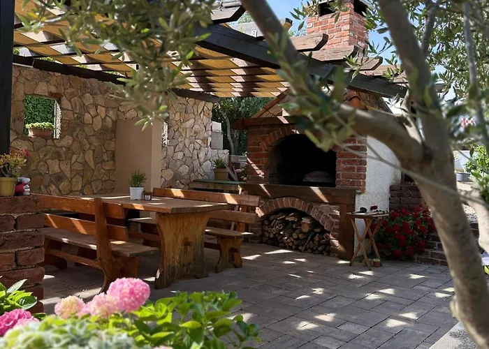 玛丽亚公寓 公寓 *