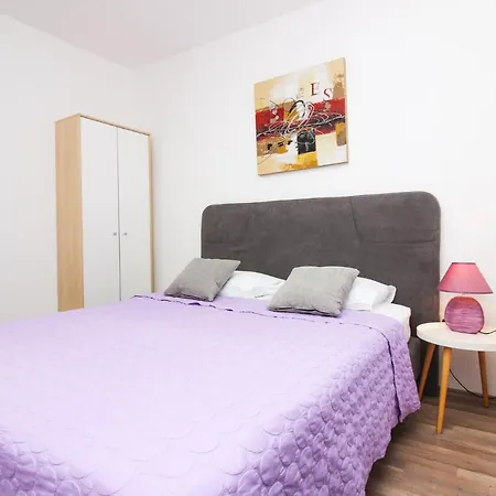 Appartement Lotta *